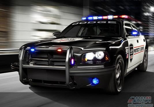 克莱斯勒在美召回1万辆道奇Charger警车