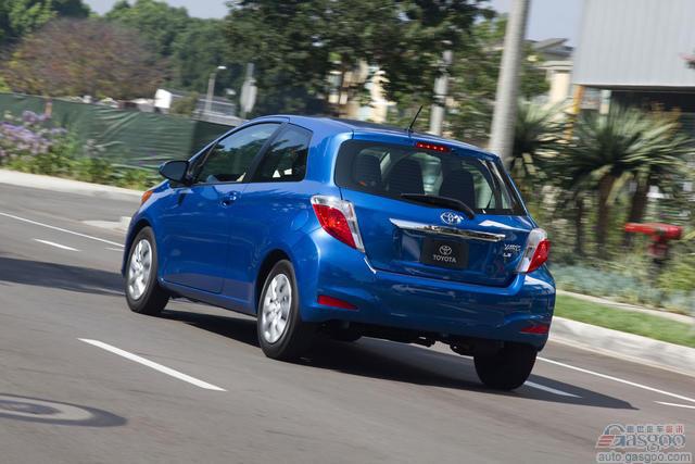 2012款丰田雅力士测评-外观内饰篇