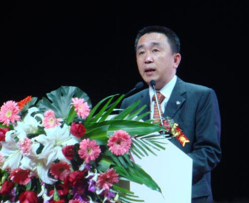 红岩新金刚：“见面礼”用数据说话 