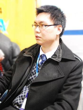 肖均波：五洲龙校车以新能源为内核 