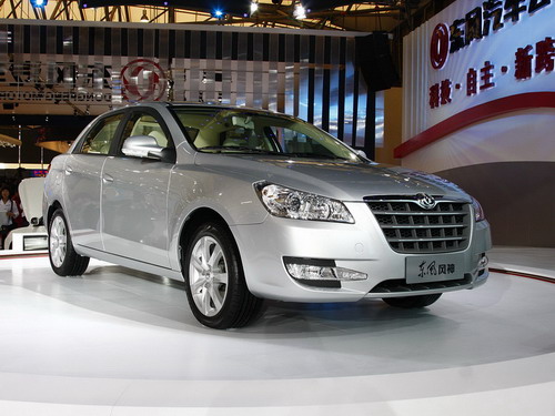 一汽、上汽、东风三大集团角逐自主中级轿车