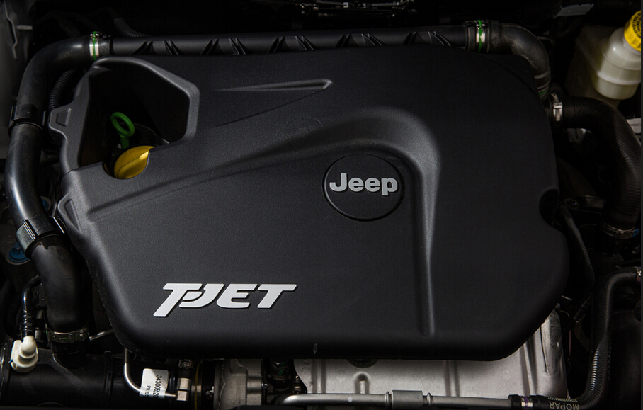 为“专业级”点赞，试驾全新Jeep自由侠