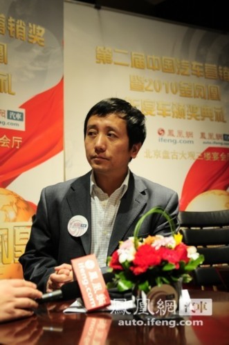 梅新育：抑制汽油过度消费为涨价主因