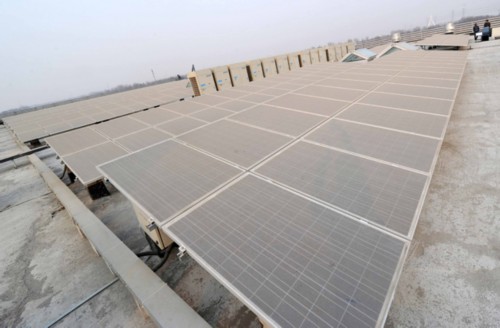 探秘国内最大电动汽车充换电站(组图)