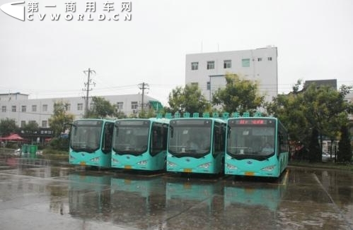 雨天停运 西安“本地造”电动公交怕水 