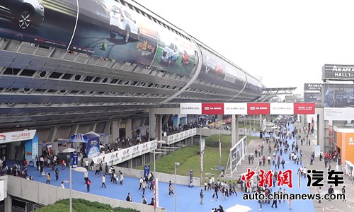 一步扩大,展馆规模达到20万平方米,参展的全部车型达到950款高清图片