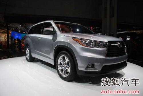 全新丰田汉兰达亮相纽约 弃用2.7L发动机