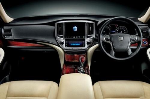 丰田新一代皇冠官图曝光