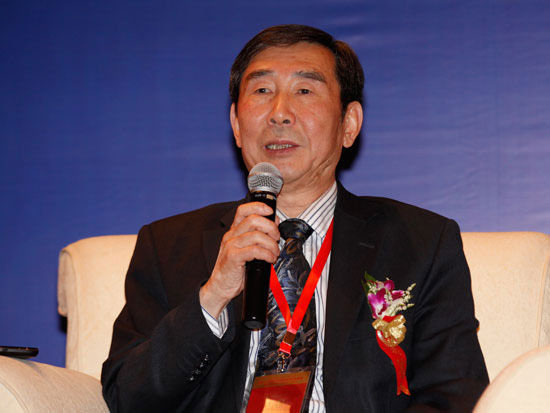 范仁德：中国橡胶行业需调结构转方式