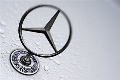阿联酋投资基金收购戴姆勒9.1%股权 