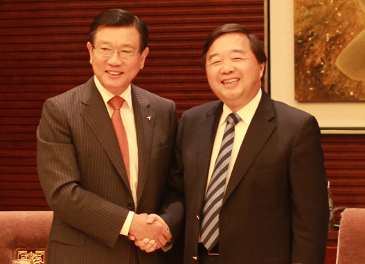锦湖韩亚集团会长朴三求获颁南京“荣誉市民”称号