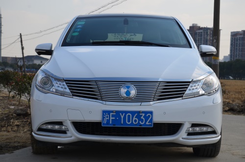 居家代步的第二辆车，试驾纯电动车腾势