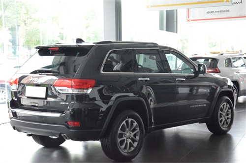 细节略有变化 实拍2016款进口Jeep大切诺基