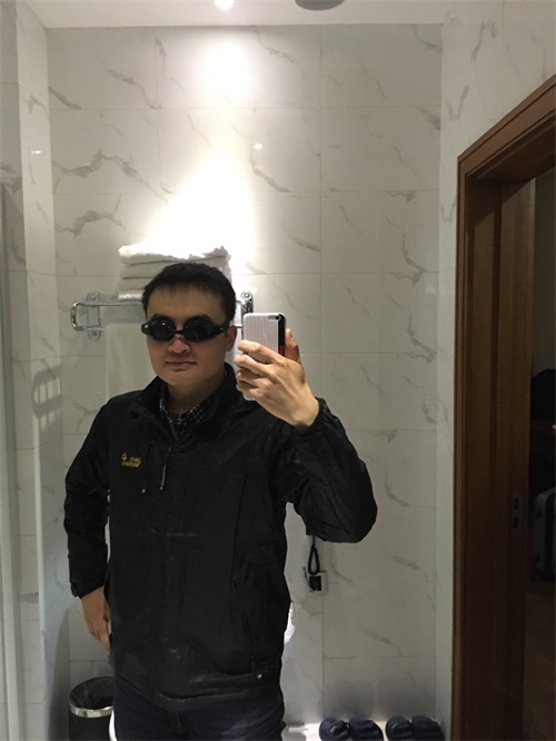在冰天雪地中，驾驭那只东北（瑞）虎