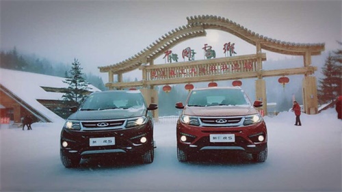 在冰天雪地中，驾驭那只东北（瑞）虎