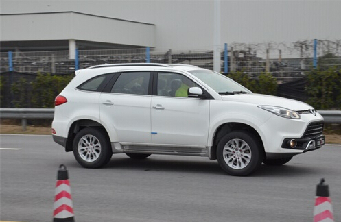 全新驭胜S350发动机有多牛？ 试驾过就知道 