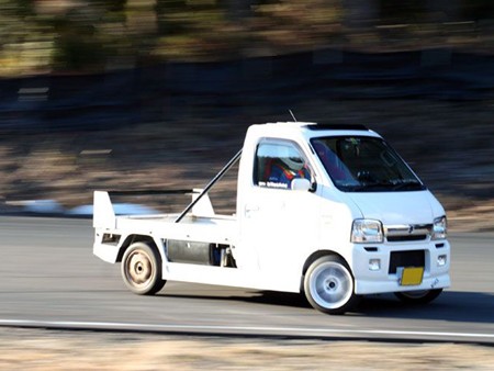 日本铃木汽车推出超小型迷你改装拖车