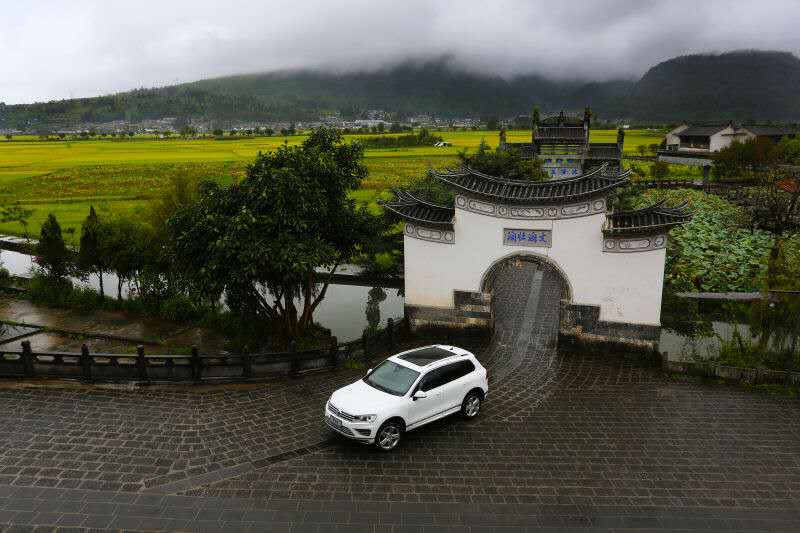 “有度就有路”2015新途锐寻踪胡焕庸线之旅完美收官