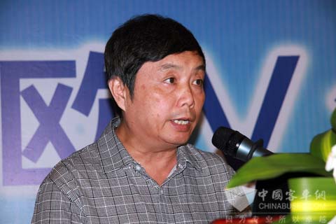 2010福田欧V客车新产品推介会闪耀成都