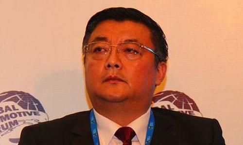 倪威：该如何协调贸然出口和自主根基