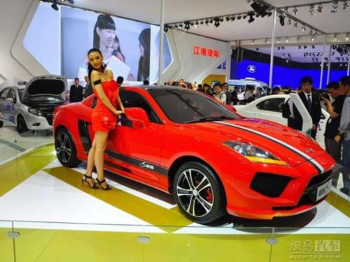 车型 扩散板 横向布置