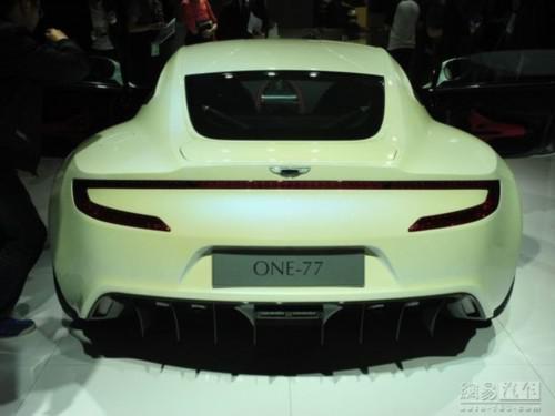 车型 扩散板 横向布置