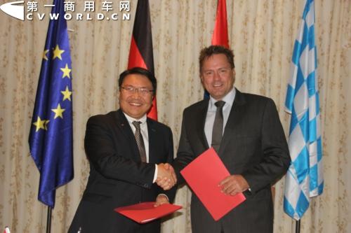 签约NOMIN公司 曼卡车正式布局外蒙市场