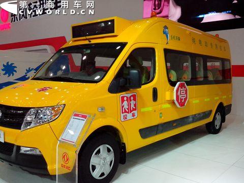 武汉车展看客车：轻客成亮点 部分车企不务正业