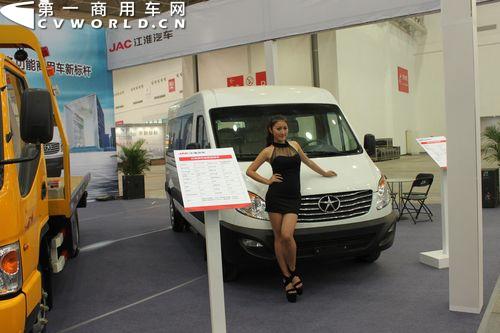 武汉车展看客车：轻客成亮点 部分车企不务正业
