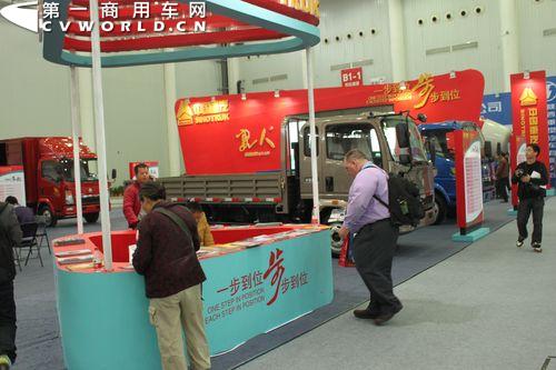 大牌云集 主流卡车企业武汉车展表现各异