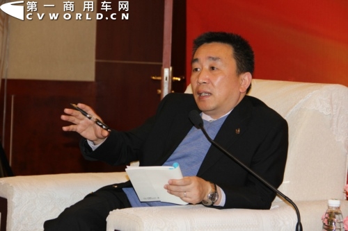 红岩熊伟铭：明年重卡增长10%