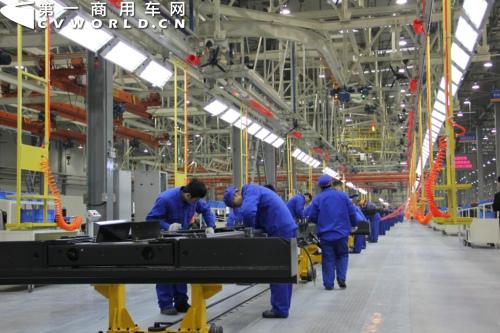 新厂投产 三环专汽经销商信心倍增