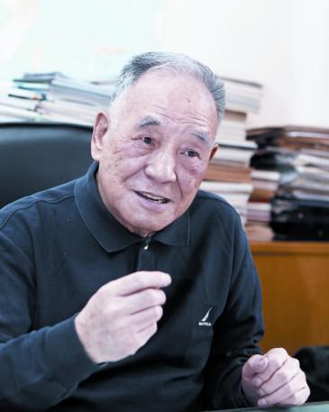 何光远:大力推动甲醇汽车